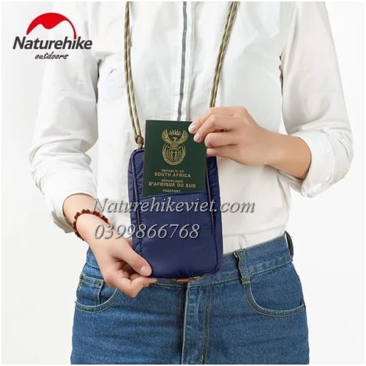 325-trắng-Túi đựng passport có dây đeo NATUREHIKE NH17X010-B-1